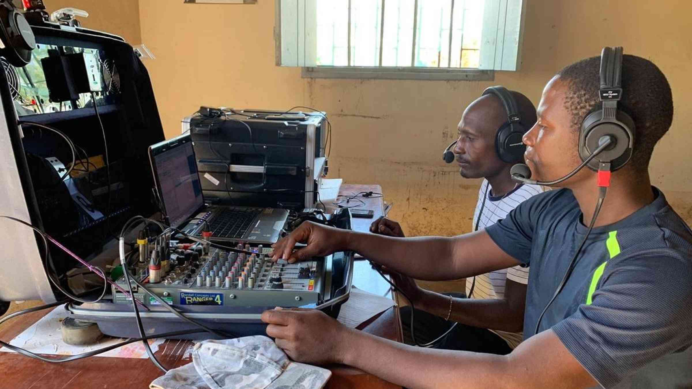 Community Radio in Buzi, Sofala Province, supported by the Emergency Telecommunications Cluster