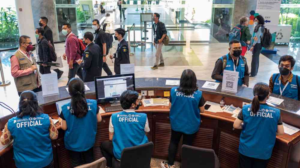 Registration desk and information desks at GP2022