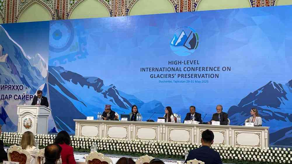 Glacier forum in Dushanbe