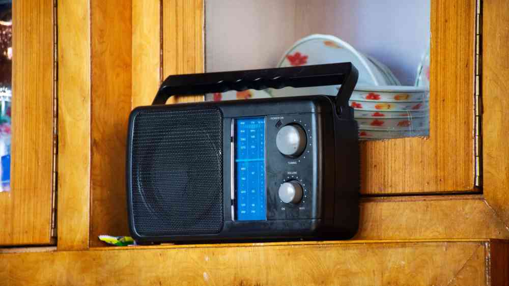 Retro vintage transistor radio 