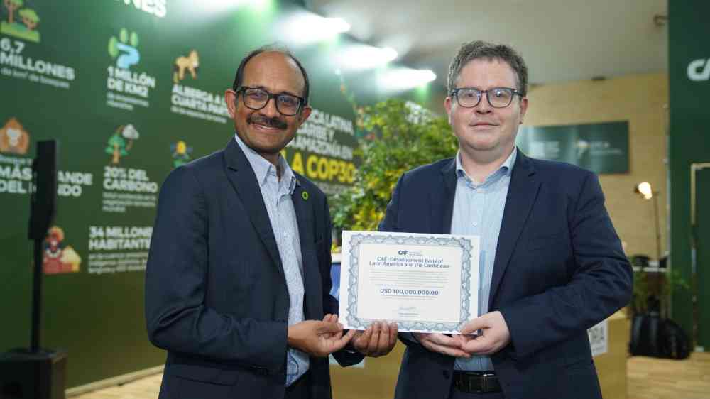 CAF emite el primer bono de resiliencia con apoyo de UNDRR