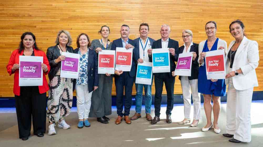 MEPs back to school