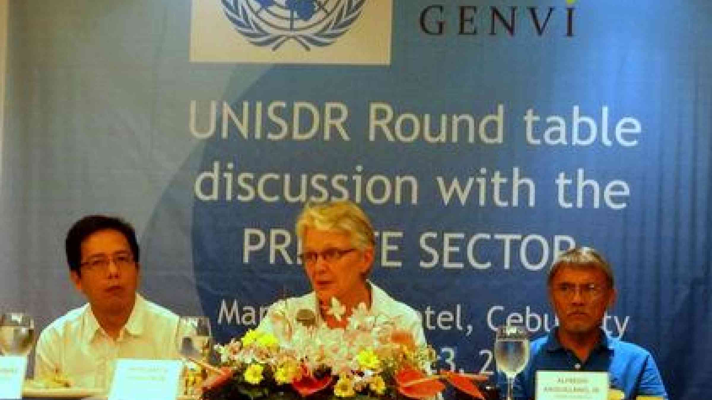 <b>'You have an opportunity to rebuild better and differently': </b>UNISDR Chief Ms Wahlström urges public and private sector leaders in Cebu to become a model of recovery partnership.