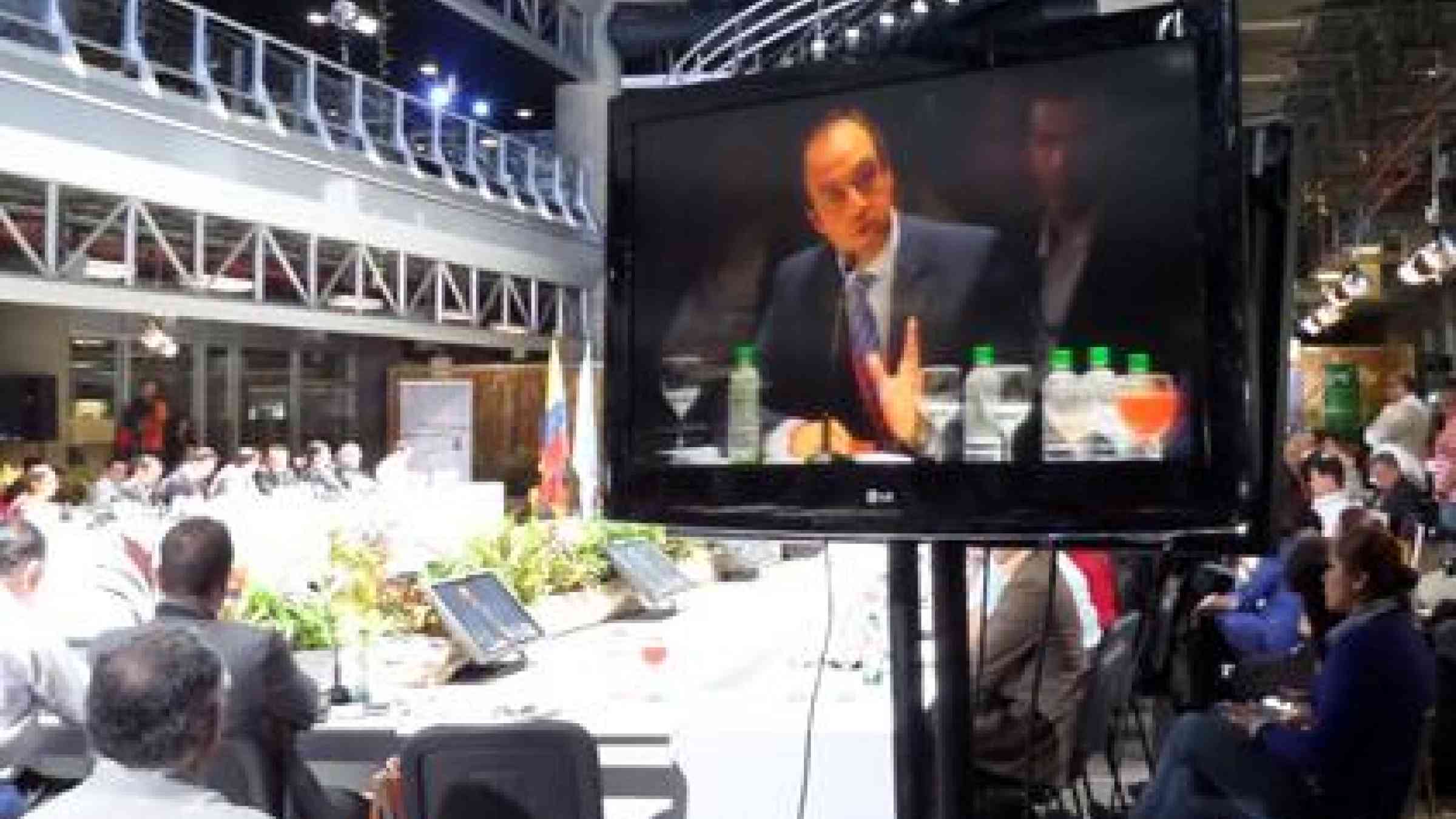 The new champion of UNISDR's Making Cities Resilient Campaign, Mayor José Corral, of Santa Fe, Argentina, speaking this week at UN-Habitat's 7th Urban World Forum, in Medellin, Colombia.