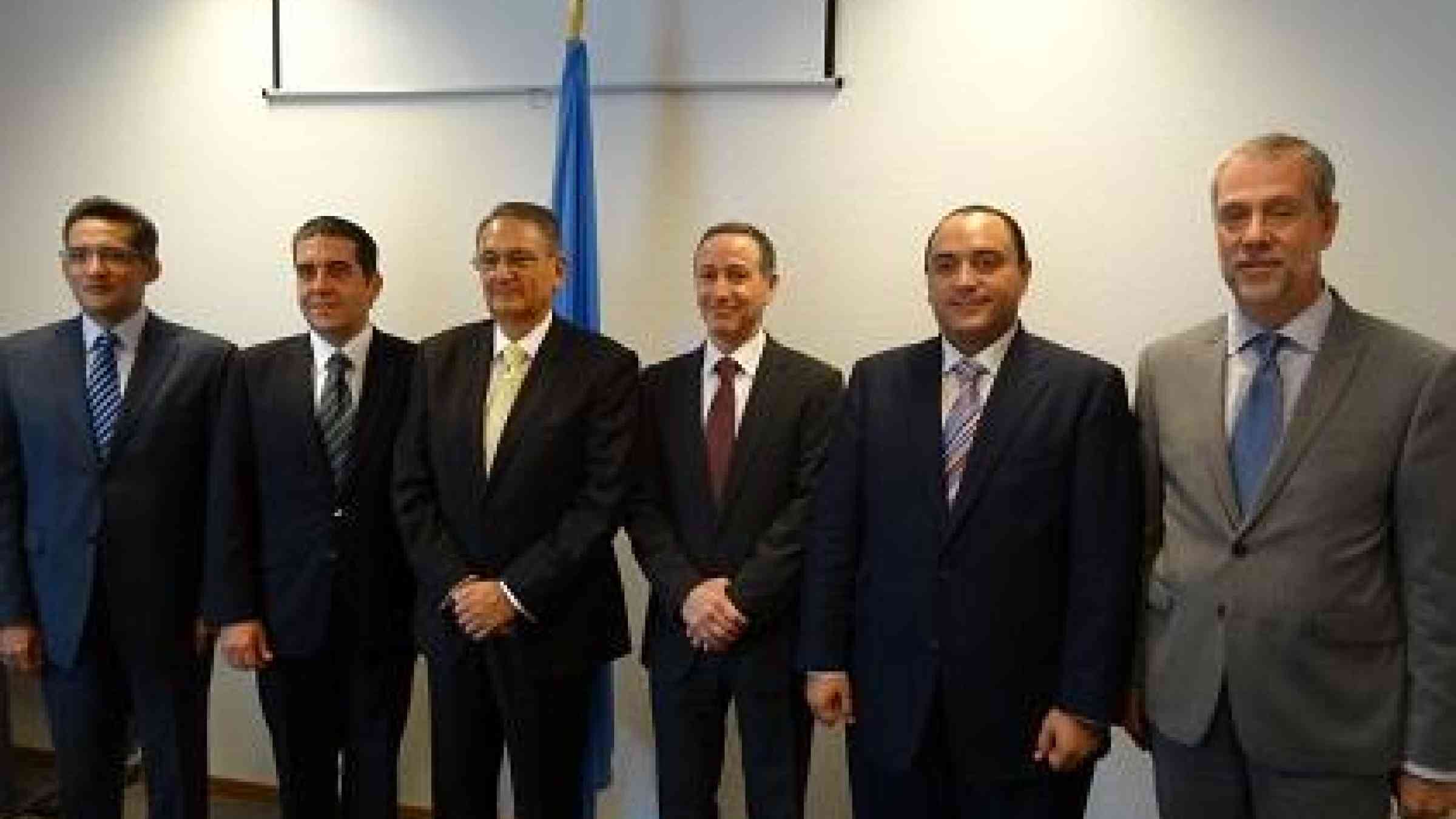(Left to right): Mr. Rogelio Conde, General Director of Liaison and Regulations (NCCP), Mr. Jose Maria Tapia, General Director of DRM, (NCCP),Mr. Luis Felipe Puente, National Coordinator of Civil Protection (NCCP), Robert Glasser, head of the UN Office for Disaster Risk Reduction, Roberto Borge, Governor of Quintana Roo, Cancun, Amb. Jorge Lomonaco, Permanent Representative of Mexico to the UN in Geneva.