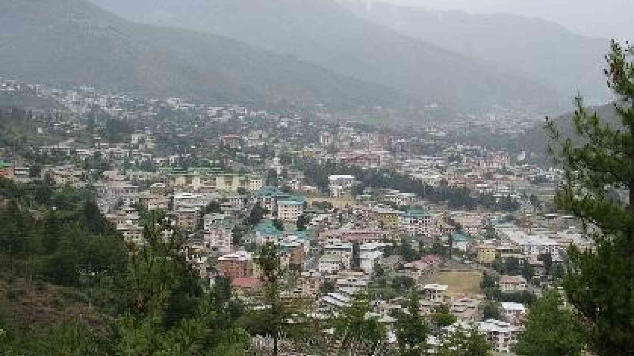 A view over the city of Thimphu,  Kingdom of Bhutan (photo: Wikimedia Commons)
