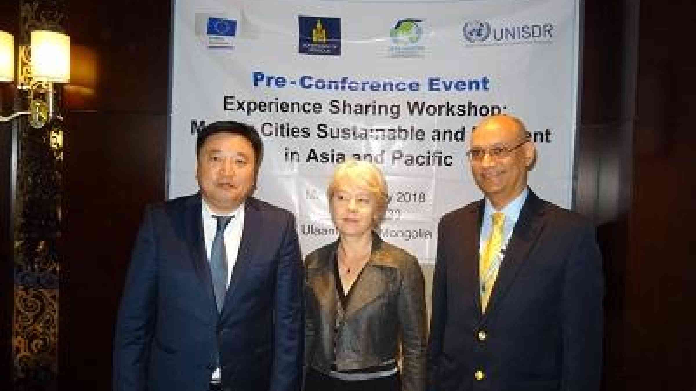 (from left): At the Making Cities Resilient event, Sundui Batbold, the Mayor and Governor of Ulaanbaatar, Beate Trankmann, UN Resident Coordinator, and Sanjaya Bhatia, UNISDR Making Cities Resilient Campaign