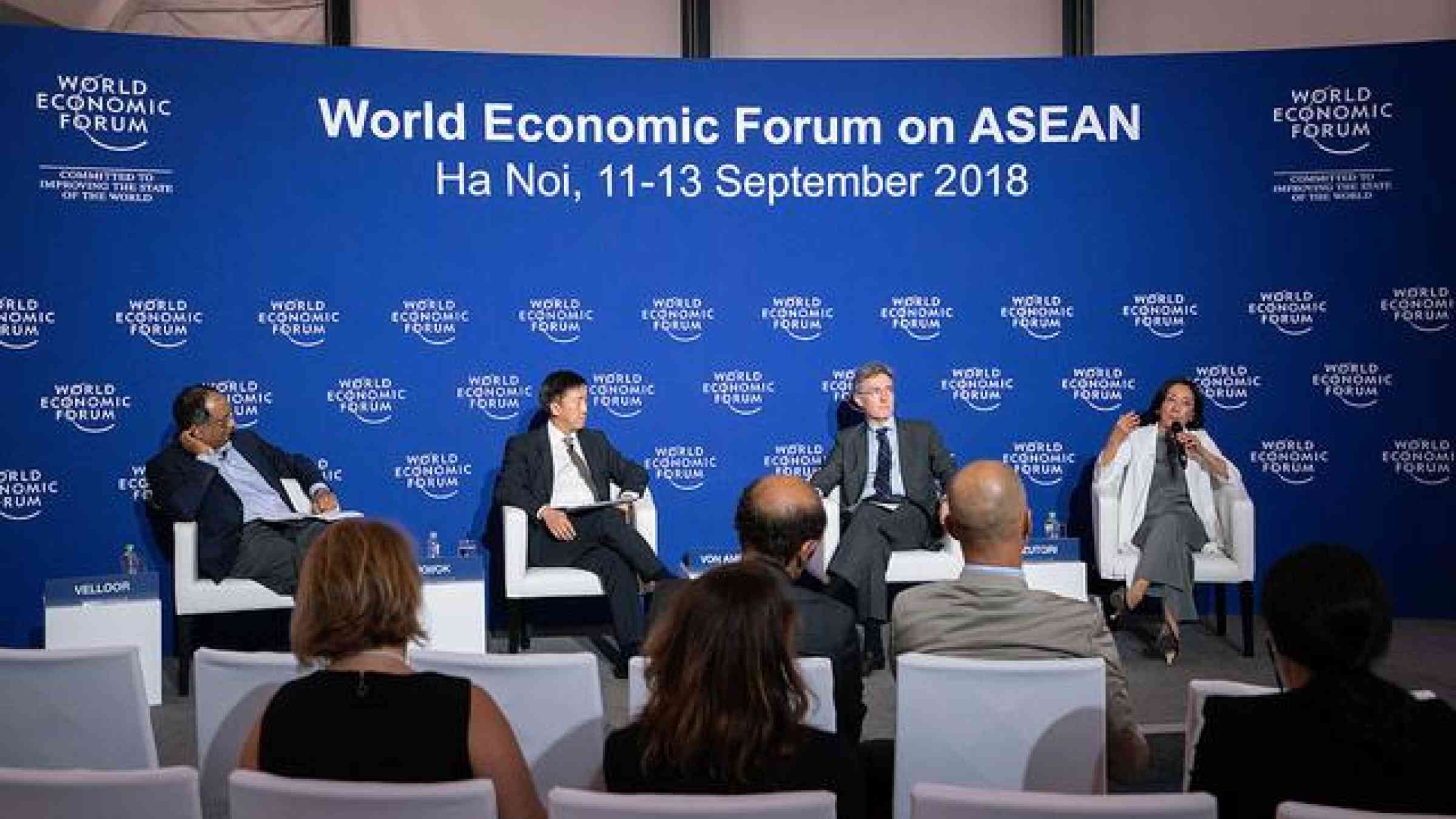 Mami Mizutori speaks at the ASEAN conference of the World Economic Forum (c) World Economic Forum / Sikarin Thanachaiary